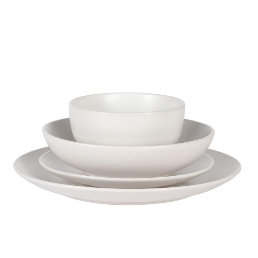 Gibson Home Queenslane 16 Piece Plates and Bowls Dishes Stoneware Ceramic Dinnerware Sets - Matte White