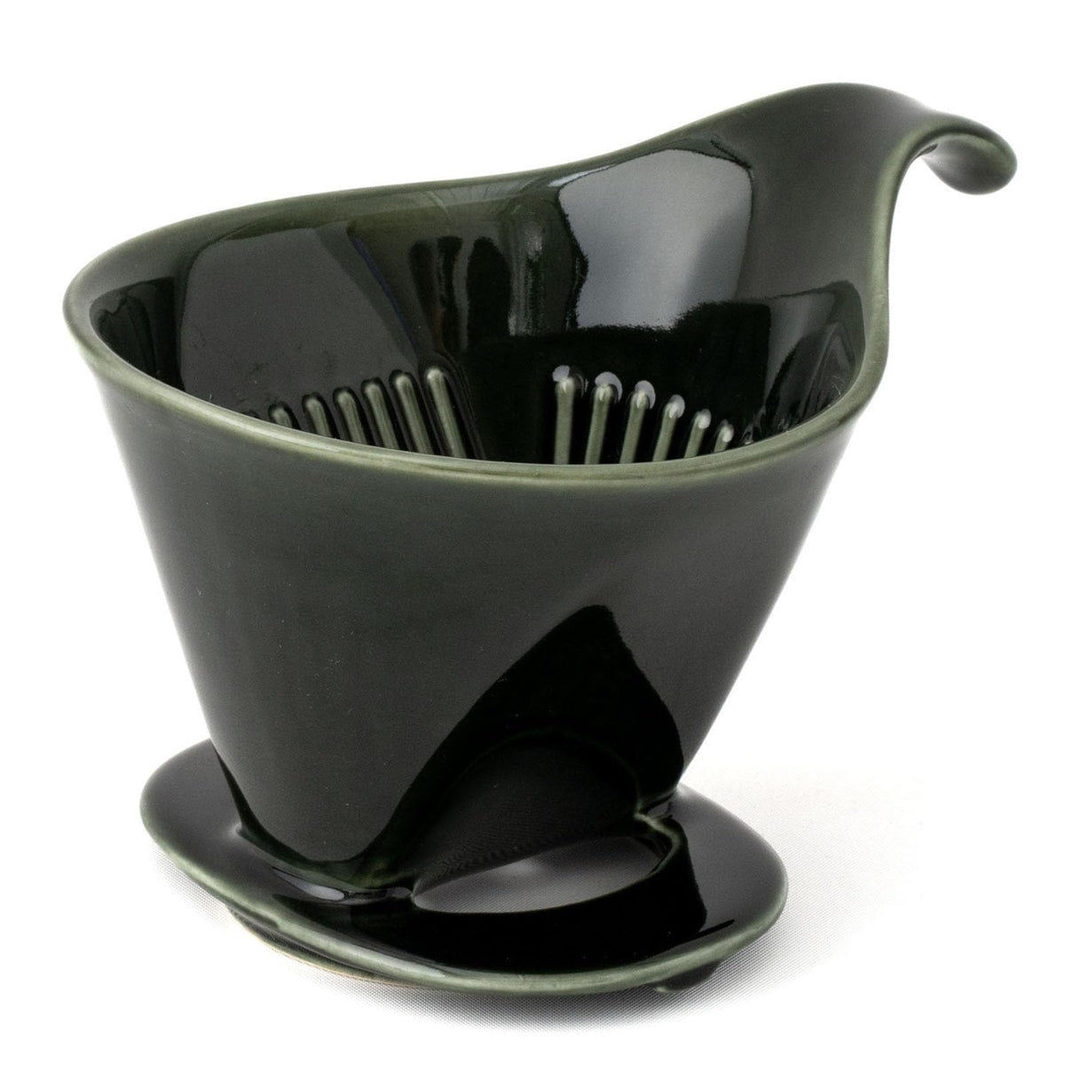 ZERO JAPAN - Bee House Pour Over Coffee Dripper - Ceramic Coffee Maker with Elegant Peek Hole, Drip Cone Brewer Coffee Gifts, Brewing Accessories - Noble Black, Standard Size