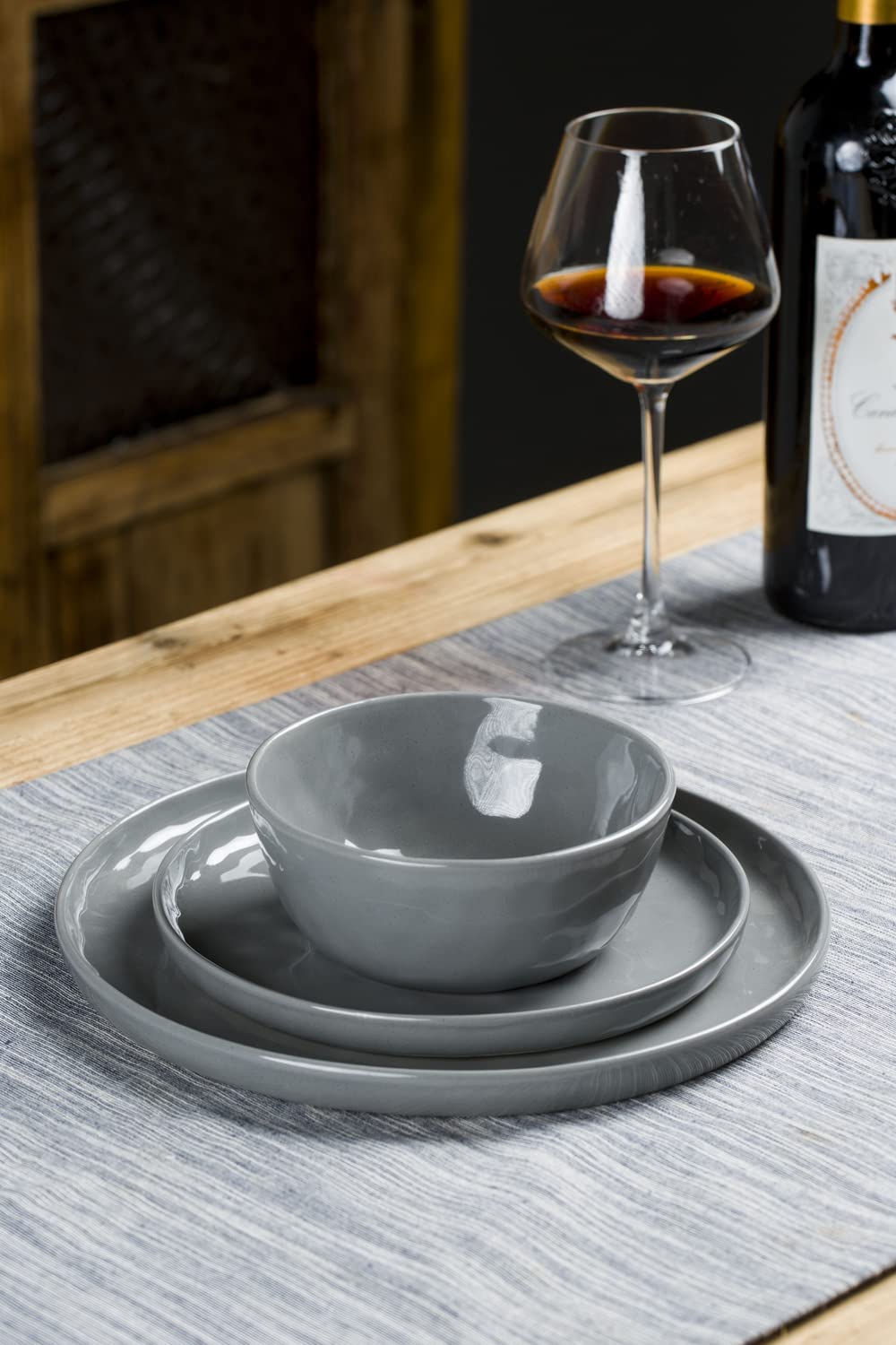 Famiware Mars Stoneware Dinnerware Set for 4, Dark Gray