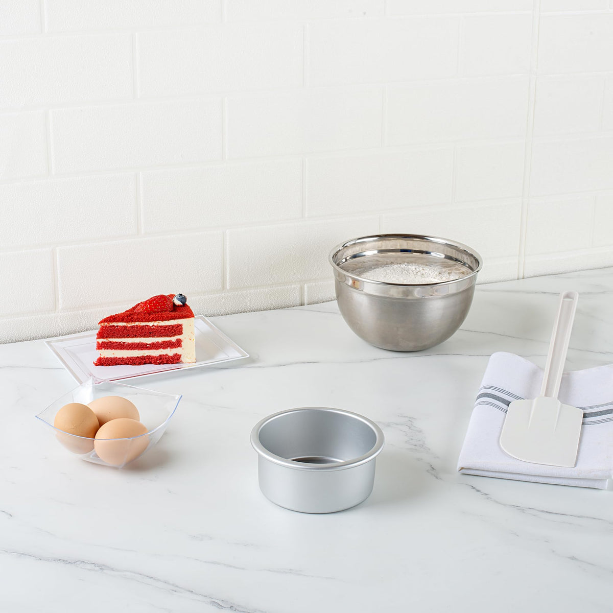Restaurantware-Met Lux 4 x 2 Inch Straight-Sided Baking Tins, 12 Round Cake Pans - Oven-Ready, Freezable, Anodized Aluminum Round Baking Pans, Greaseproof, For Layer Birthday Cakes