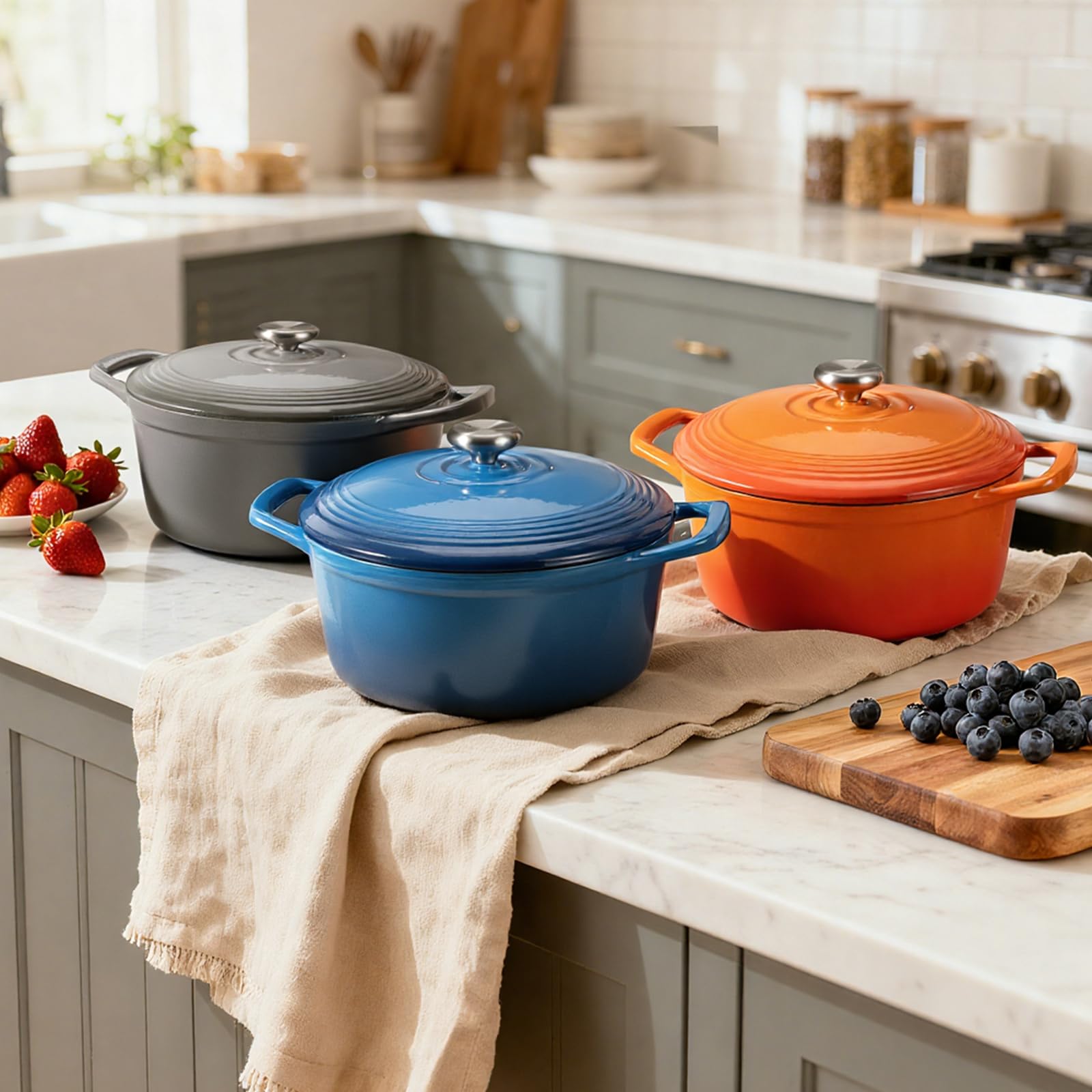 Overmont Enameled Cast Iron Dutch Oven - 5.5QT Pot with Wide Handles Lid Cookbook & Cotton Potholders - Heavy-Duty Pre-Seasoned Cookware Oven Safe to 500°F for Braising, Stews, Roasting, Sourdough Baking Grey