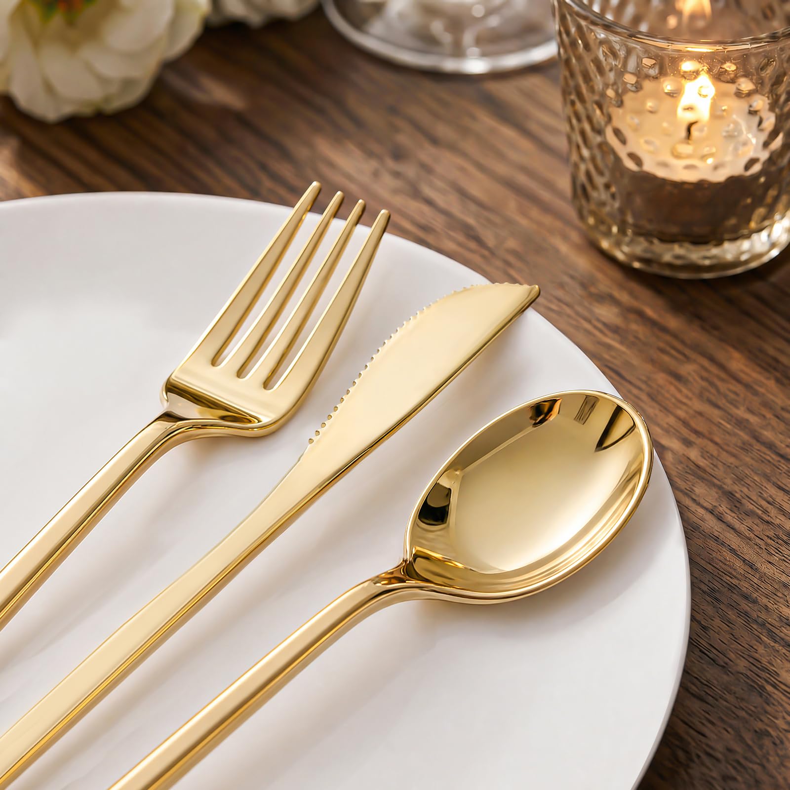 PULOTE 300PCS Gold Plastic Silverware Set Disposable - Heavy Duty Gold Utensils Set - Plastic Cutlery Disposable - Include 100 Knives, 100 Forks, 100 Spoons for Party & Wedding