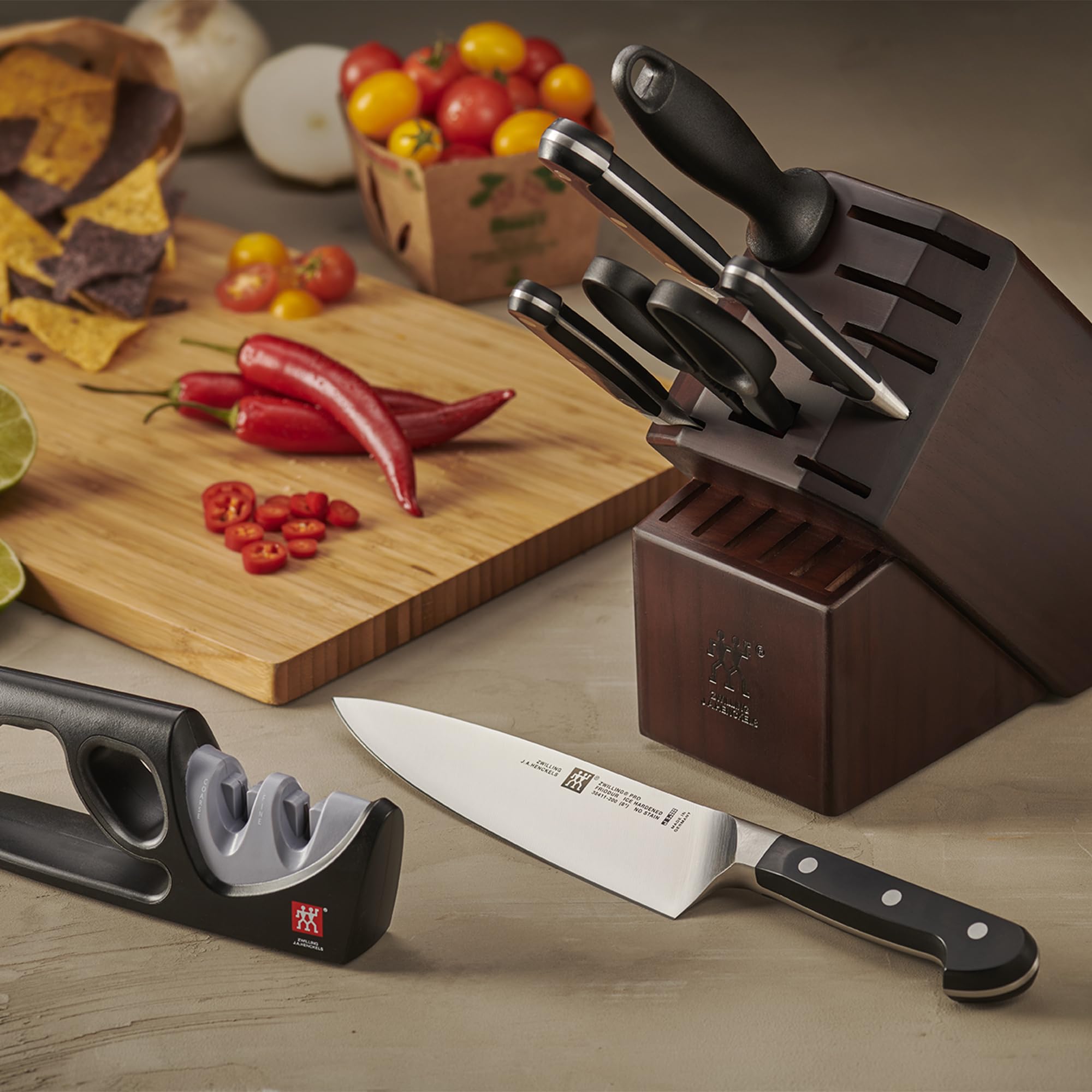 ZWILLING Pro 7-Piece Razor-Sharp German Knife Block Set with Bonus Sharpener, Made in Company-Owned German Factory with Special Formula Steel perfected for almost 300 Years, Dishwasher Safe