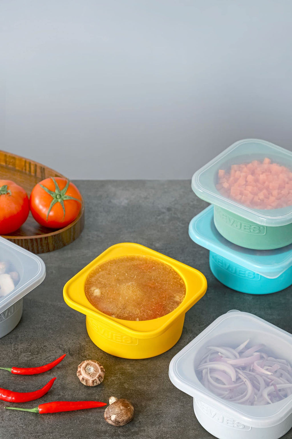 KEVJES Stackable Silicone Artisan Pizza Dough Proofing Containers with Lids (2 Yellow+2 Space Gray)