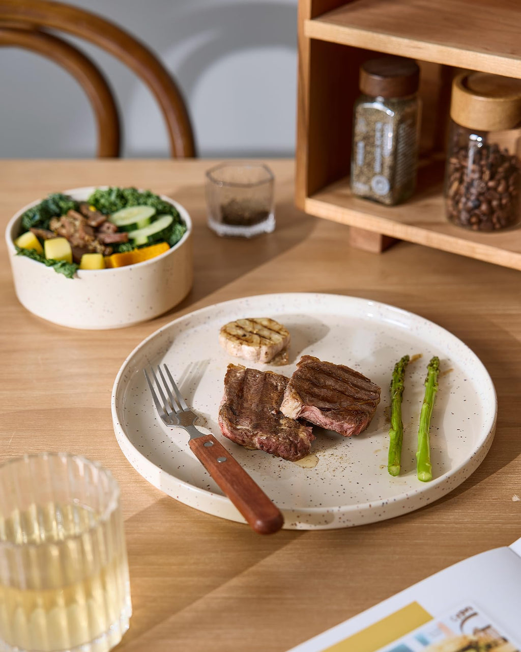 Famiware Nebula 12-Piece Stoneware Dinnerware Set, Creamy White