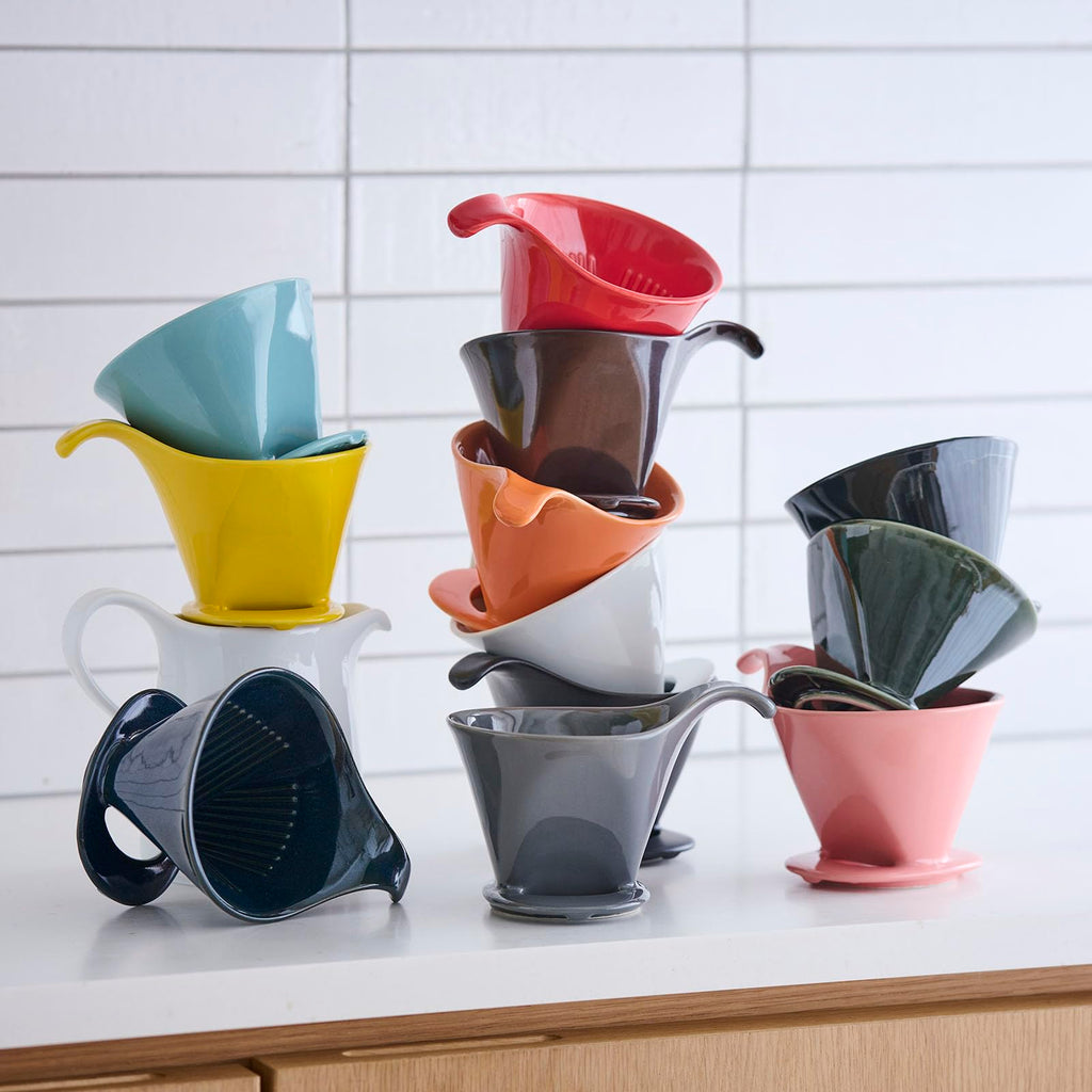 ZERO JAPAN - Bee House Pour Over Coffee Dripper - Ceramic Coffee Maker with Elegant Peek Hole, Drip Cone Brewer Coffee Gift, Brewing Accessories - Yellow Pepper, Standard Size