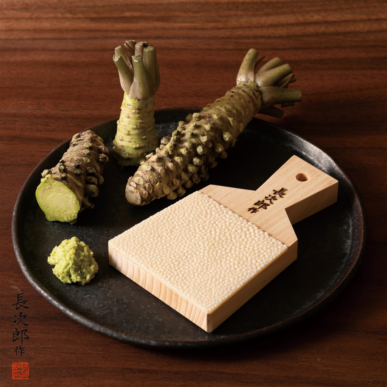 Traditional Japanese grater for wasabi and ginger (bamboo brush, large grater)