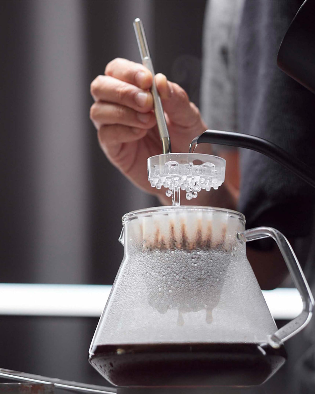 MELODRIP Pour Over Coffee Tool for Cleaner and Sweeter Brewing (Polished Handle and Clear Dish)