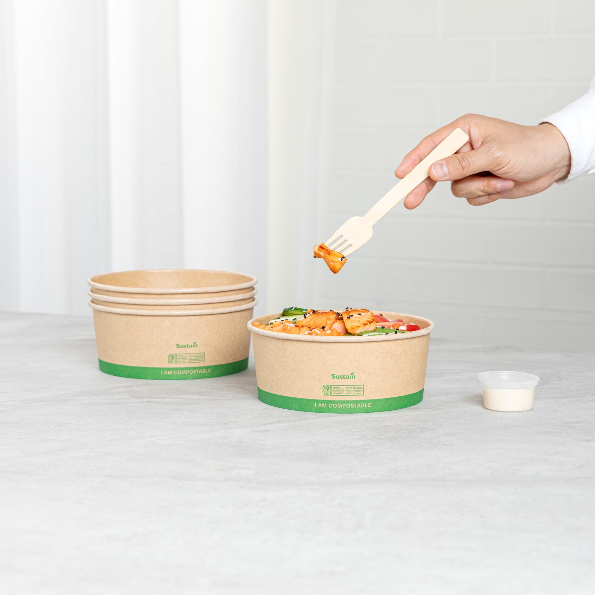 Restaurantware Compostable Paper Food Containers 200 Pack Of 37 oz BPI-Certified Round Kraft Salad Bowls Disposable Grease-Resistant Meal Prep Take Out Containers For Ice Creams, Soups, Snacks