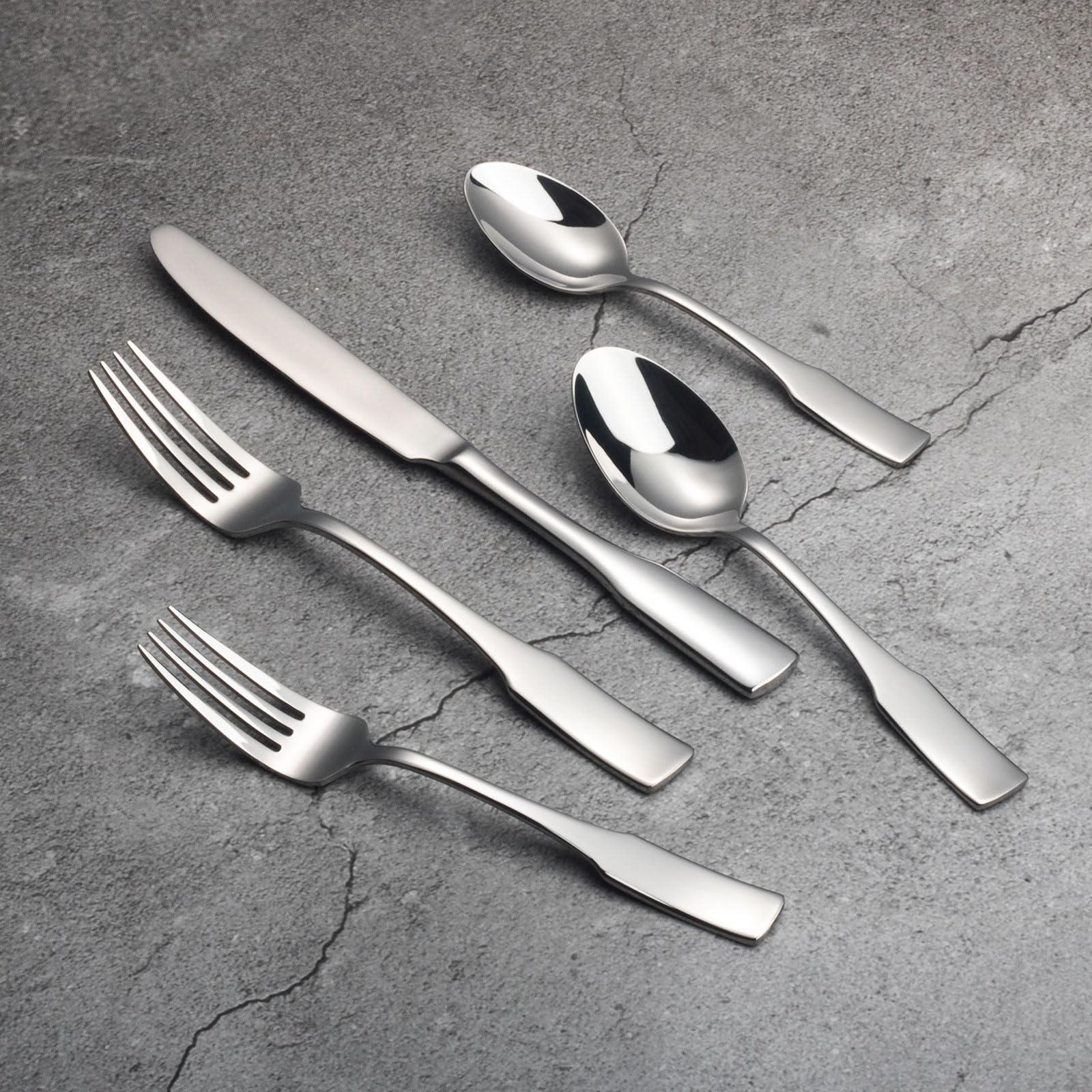 Alata Kate 40-Piece Silverware Set,Service for 8,Stainless Steel Flatware Set,Mirror Polished Cutlery Set,Dishwasher Safe