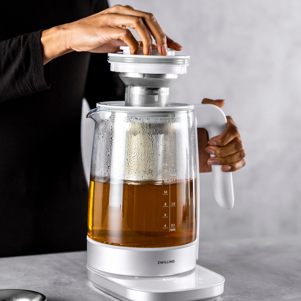 ZWILLING Enfinigy Glass Kettle 1.7L, Tea Kettle, 6 Preset Temps for the Perfect Cup, Tea Timer, Silver