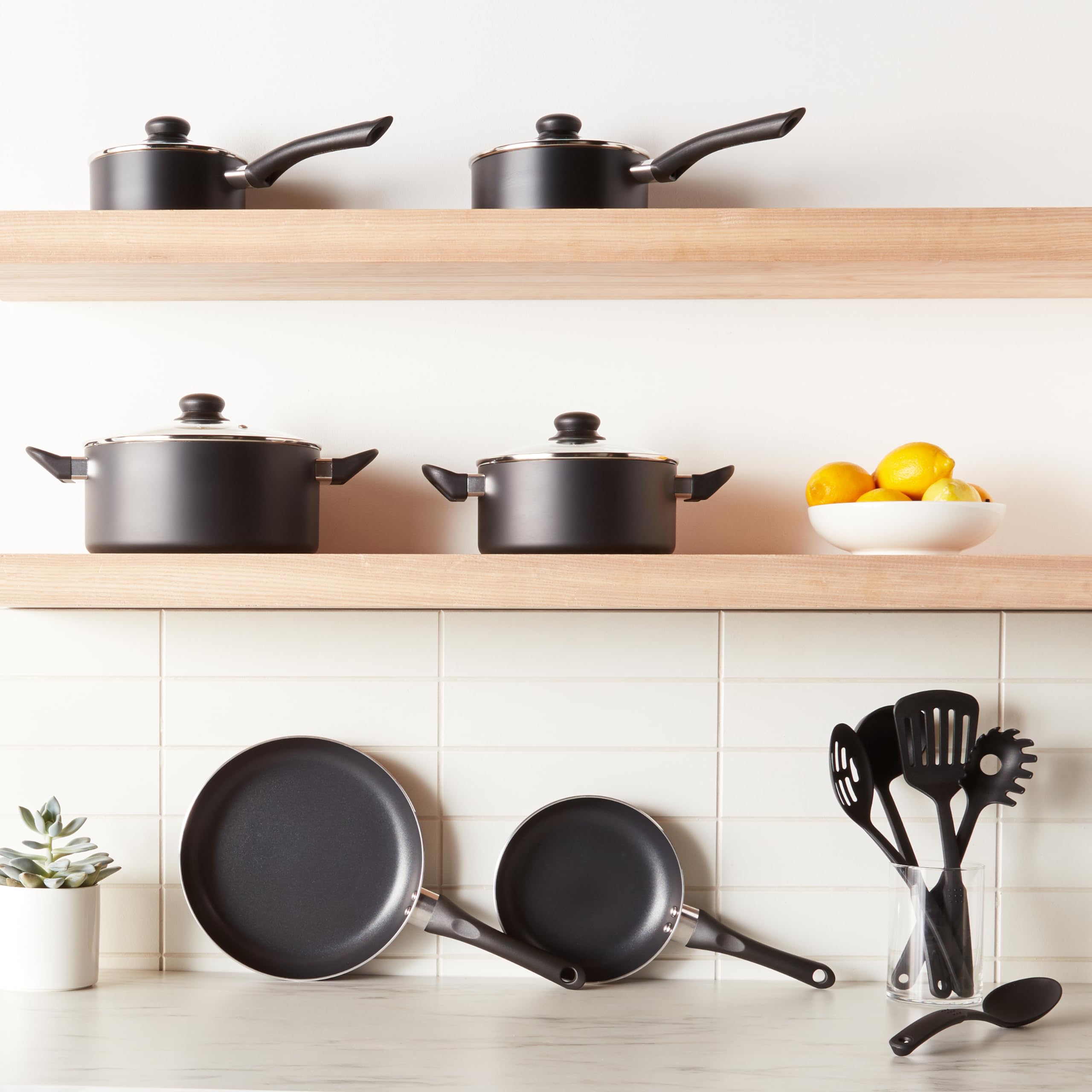 Amazon Basics Non-Stick Kitchen Cookware 15-Piece Set with Stay-Cool Handles, Even Heating, Non-Induction, Includes Pots, Pans, and Utensils, Black