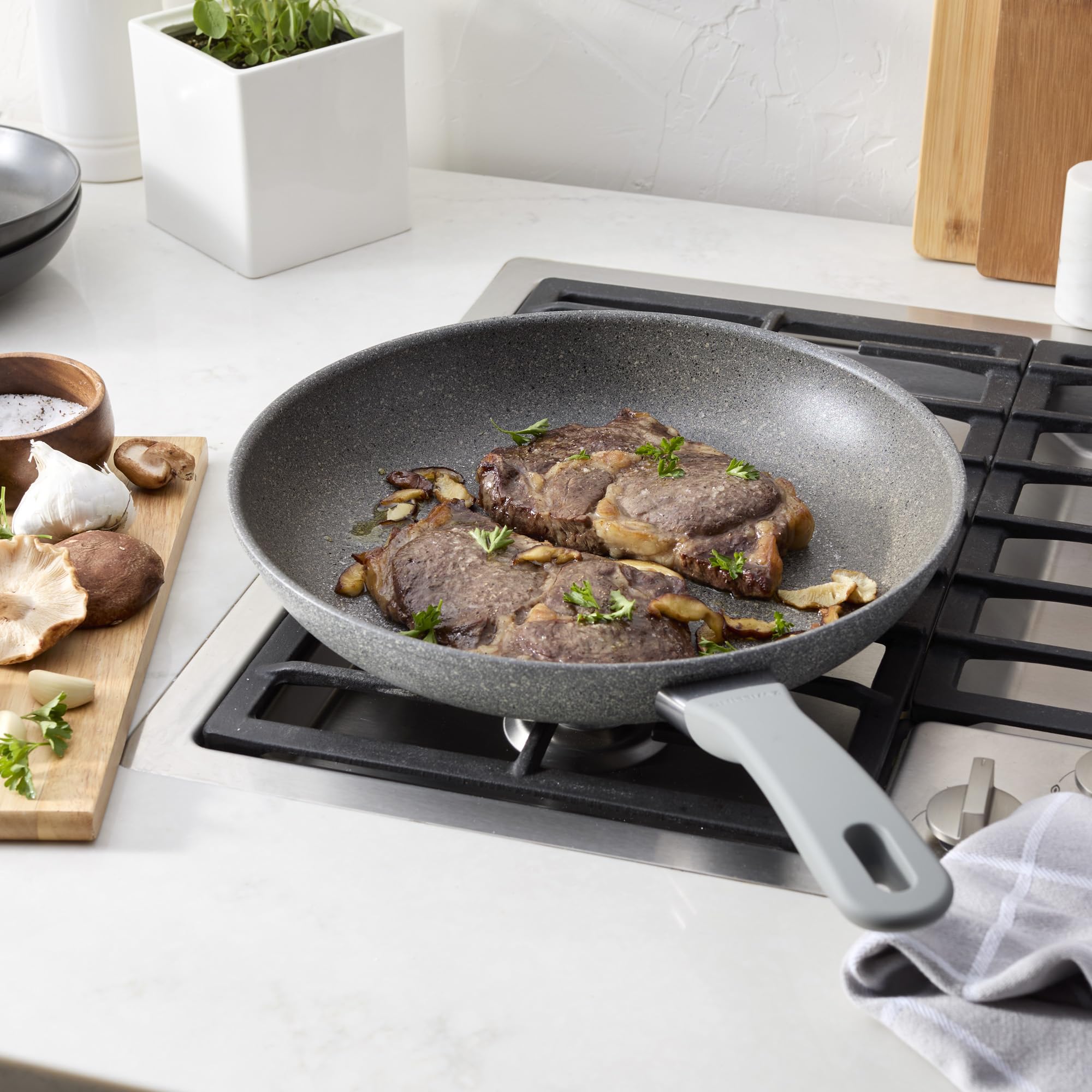 ZWILLING Parma Plus 12-inch Aluminum Nonstick Fry Pan