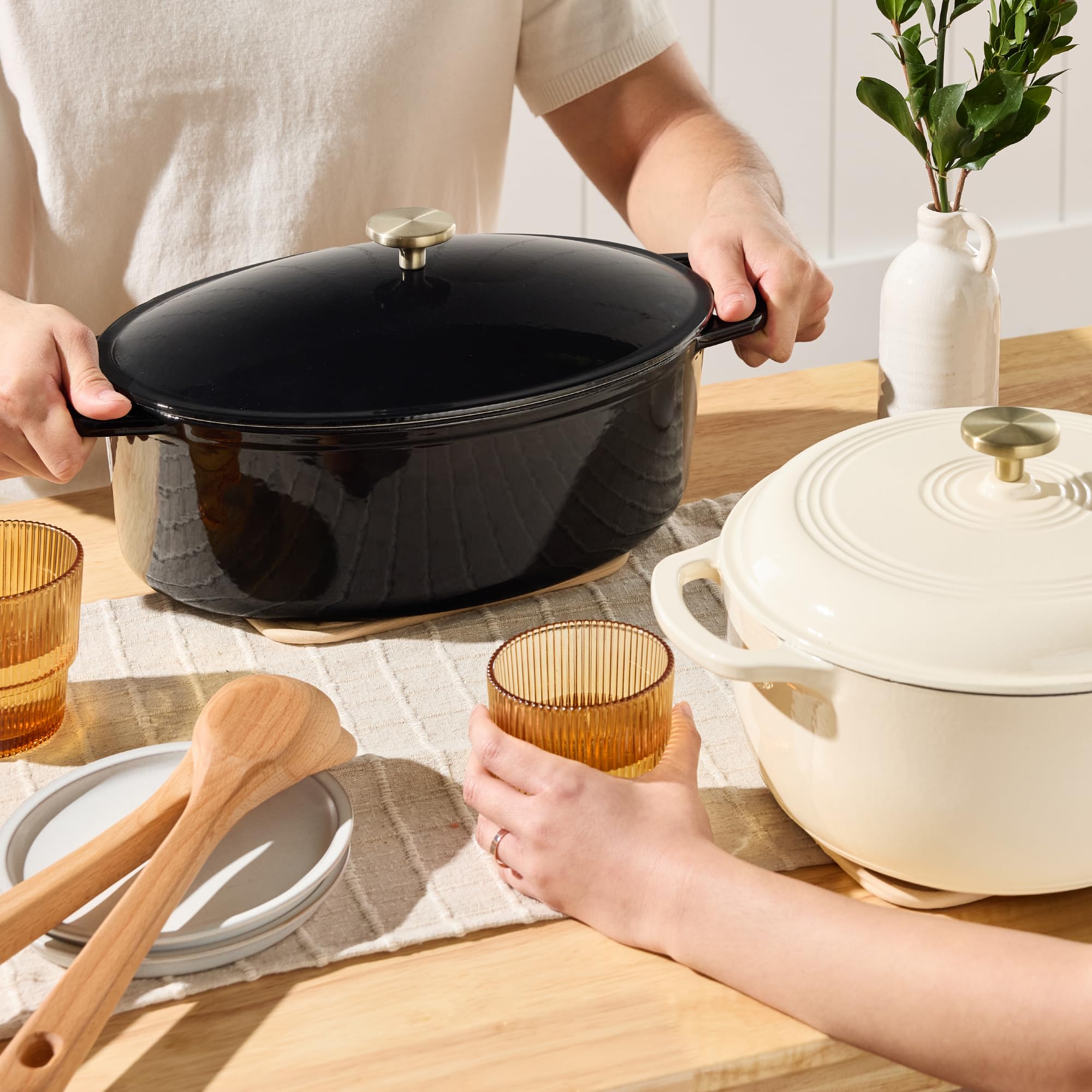 Best Choice Products Oval 7.5 Quart Enamel Cast-Iron Dutch Oven, Heavy-Duty Pre-Seasoned for Baking, Cooking w/Side Handles – Black Licorice
