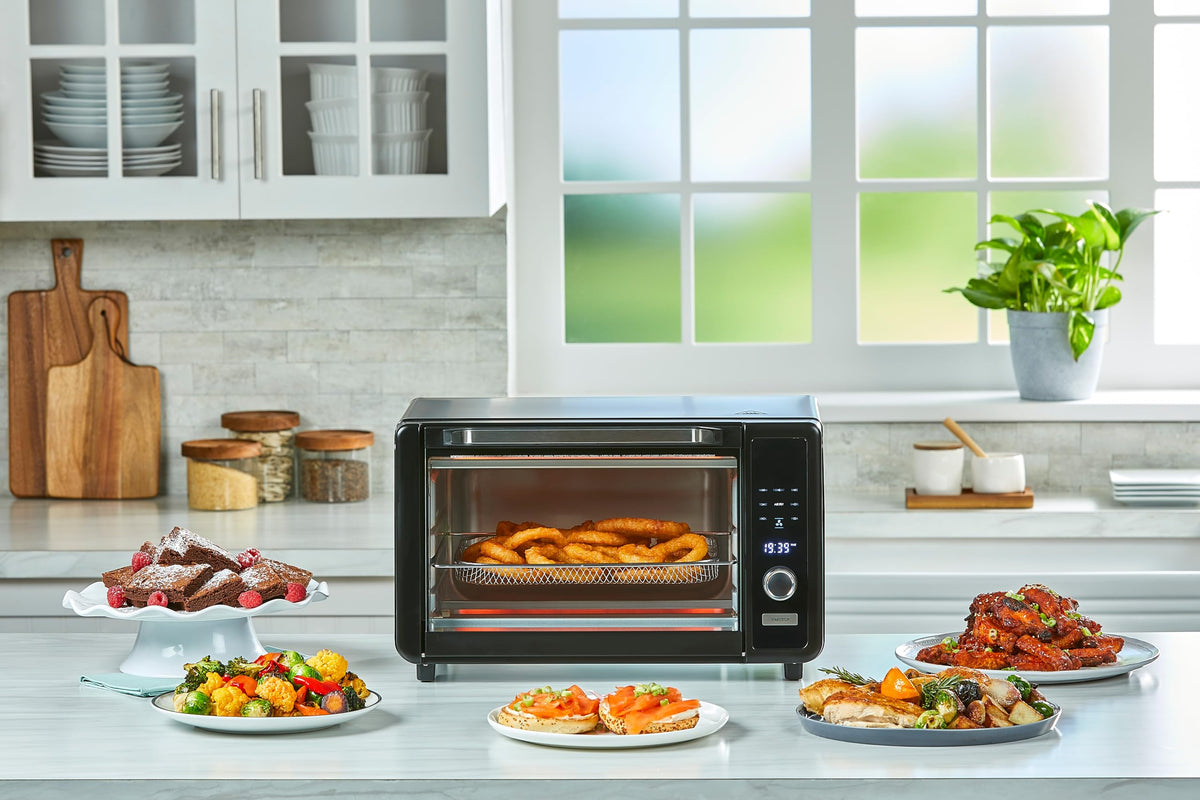 BLACK+DECKER Crisp 'N Bake™ 6-Slice Digital Air Fry Toaster Oven