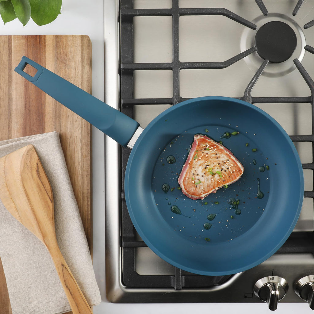 Gibson Home Helensburgh 7-Piece PFA-Free Ceramic Nonstick Carbon Steel Cookware Set – Blue Pots and Pans with Glass Lids, Saucepan, Dutch Oven, Fry Pan
