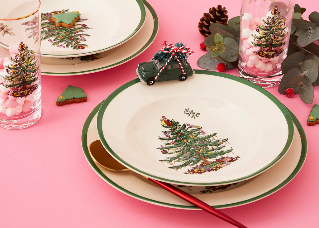 Spode Christmas Tree 9" Soup Plate (Set of 4) – Stoneware Bowls with Festive Tree Design & Green Rim, Ideal for Serving Soup, Pasta, Salad – Microwave & Dishwasher Safe Holiday Dinnerware