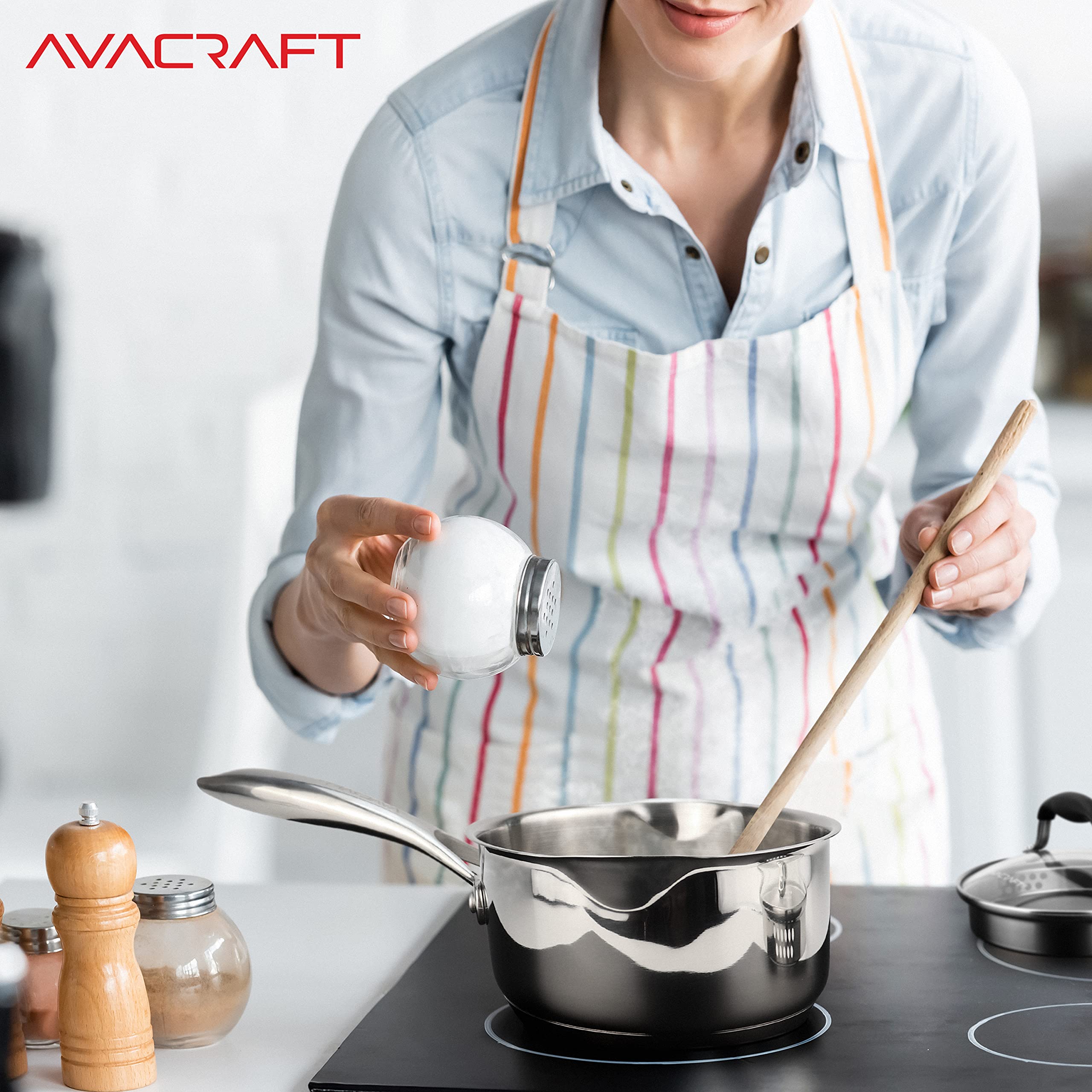 AVACRAFT Stainless Steel Saucepan with Glass Strainer Lid, Two Side Spouts for Easy Pour with Ergonomic Handle, Multipurpose Sauce Pot (5-Ply Capsule Bottom, 1.5 Quart)