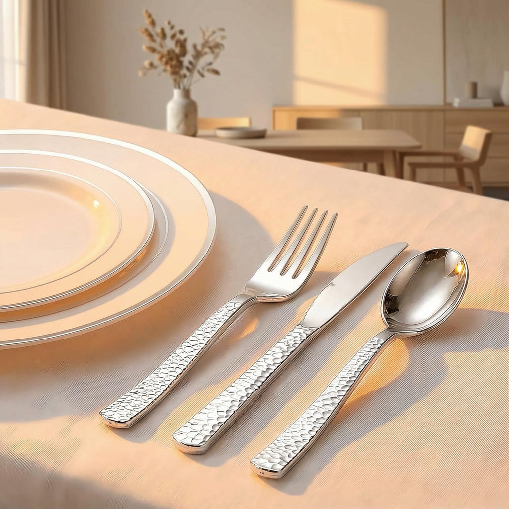 WELLIFE 50 Pack Silver Plastic Silverware,Wrapped Silverware Set Disposable,Hammer Pattern Design,Includes:50 Forks, 50 Knives, 50 Spoons, 50 Napkins,Plastic Utensils for Party and Wedding