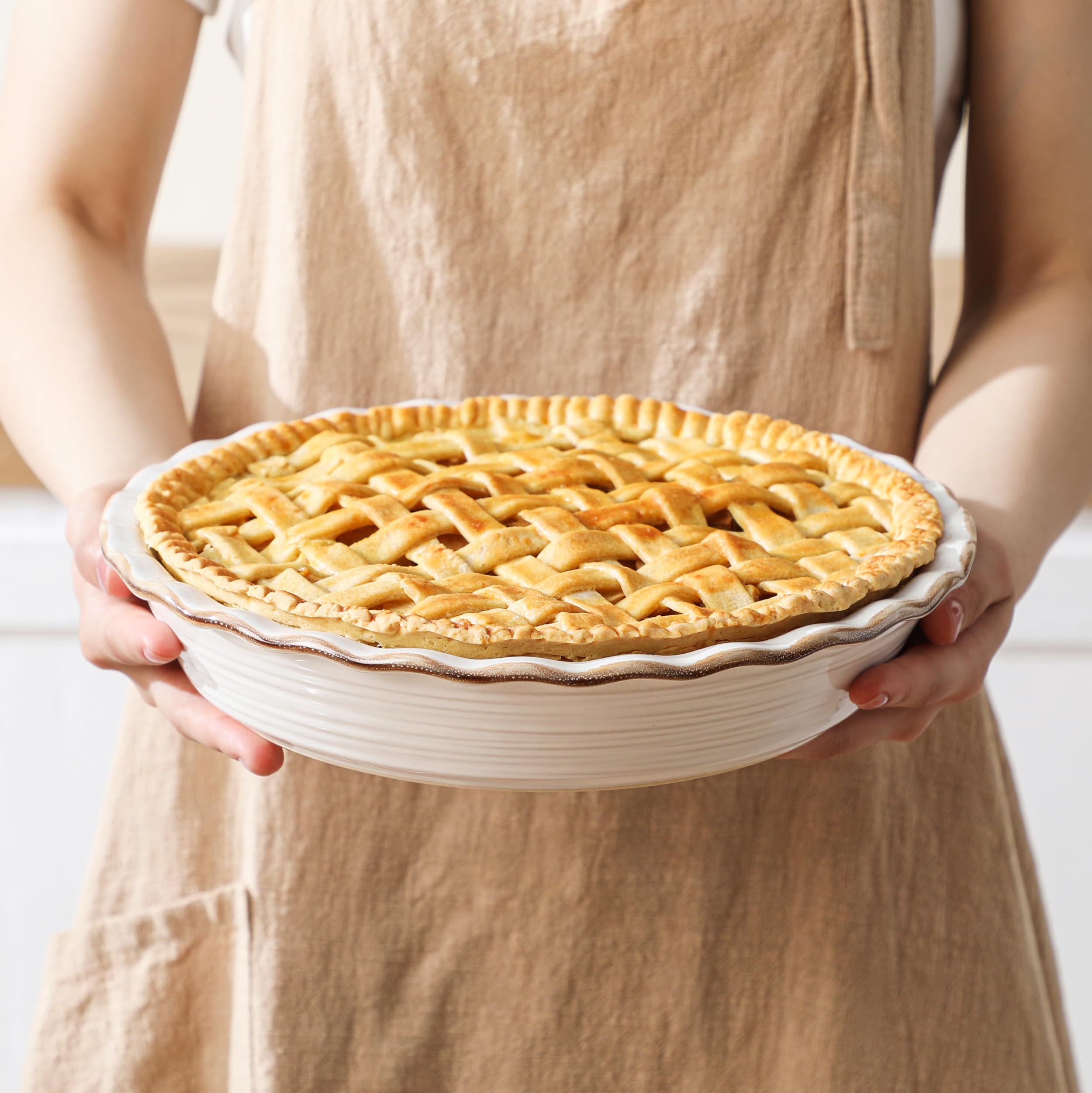 Frewinky Ceramic Pie Pan for Baking, 9 inch Pie Dish with Ruffled Edge, Nonstick Deep Pie Plate, Farmhouse Decor Quiche Tart Baking Dish for Thanksgiving, Microwave & Oven Safe, Set of 2