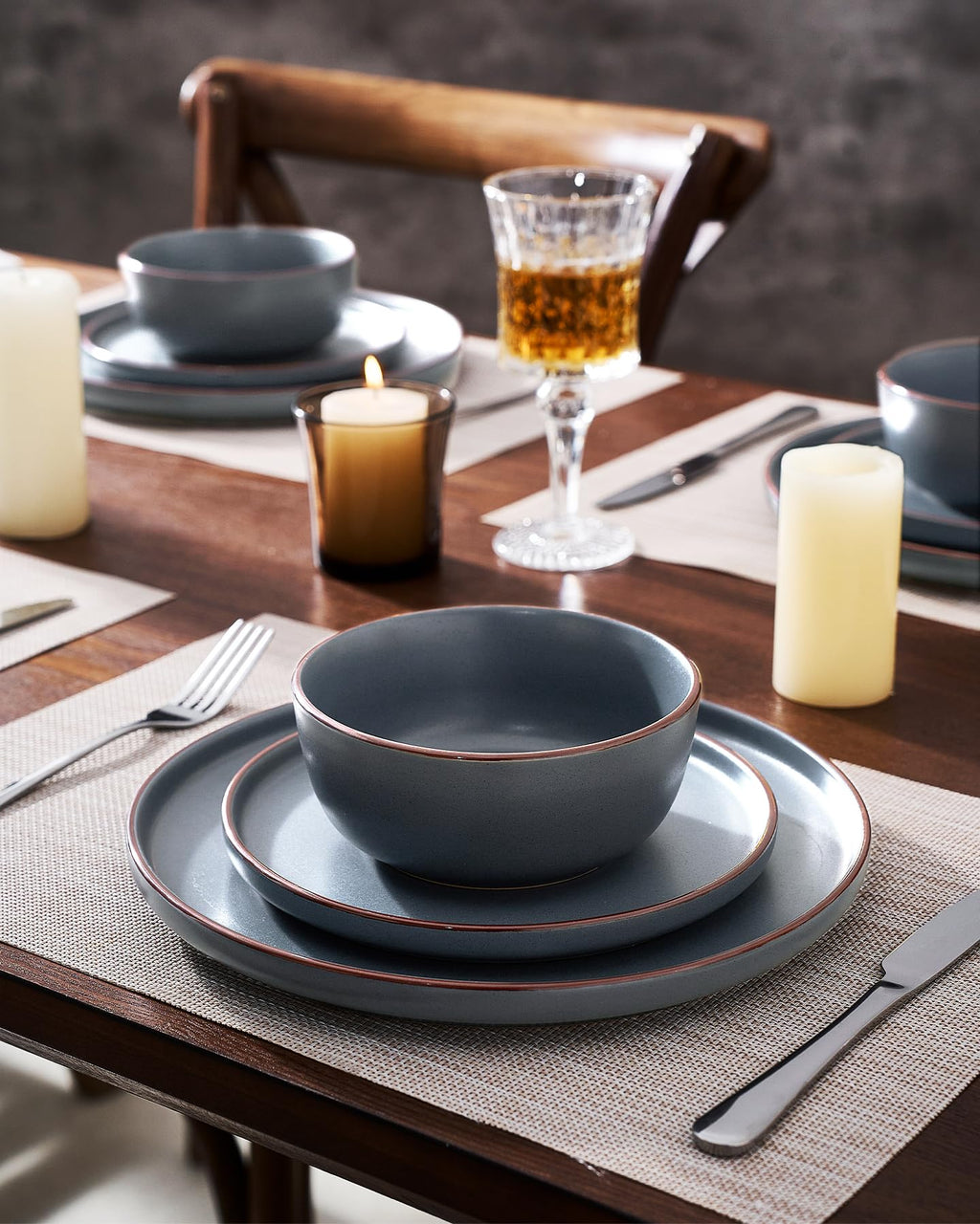 Famiware Mercury 24-Piece Stoneware Dinnerware Set, Charcoal