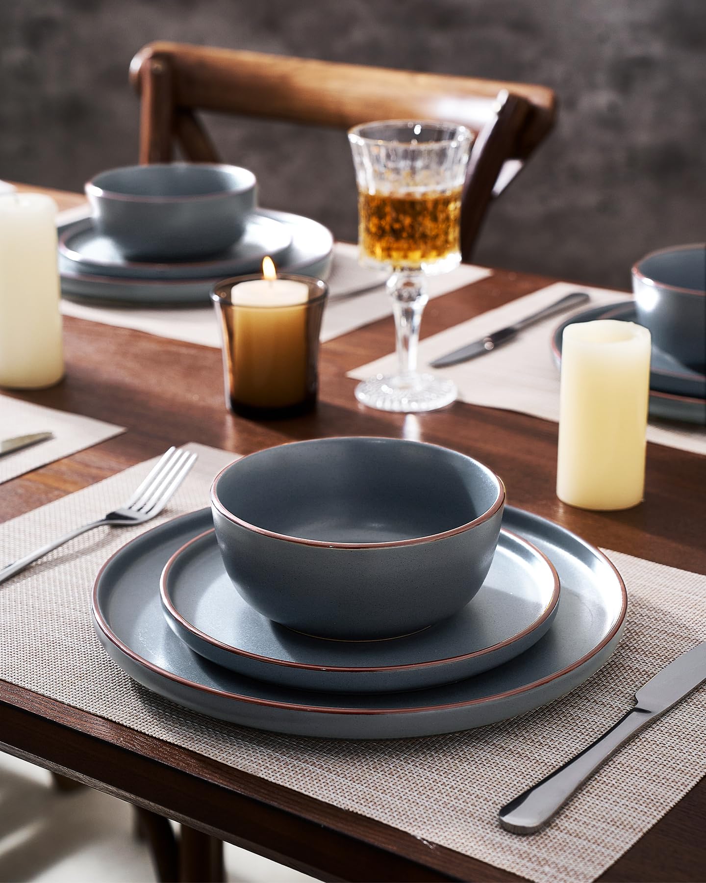 Famiware Mercury 24-Piece Stoneware Dinnerware Set, Charcoal