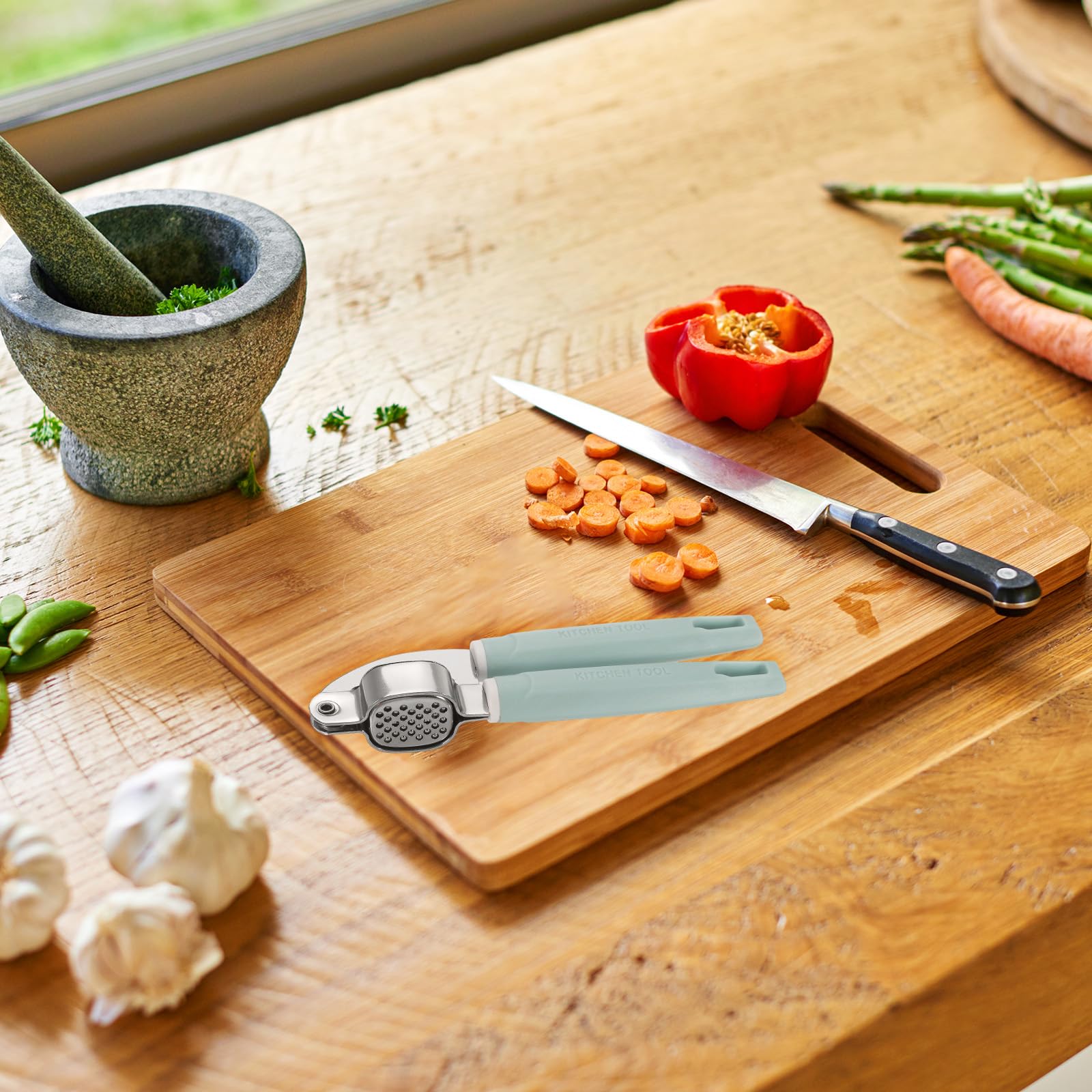 uxcell 2pcs Garlic Press, 7.7 Inch Stainless Steel Garlic Crusher and Peeler for Home Cooks and Professional Chefs, Blue