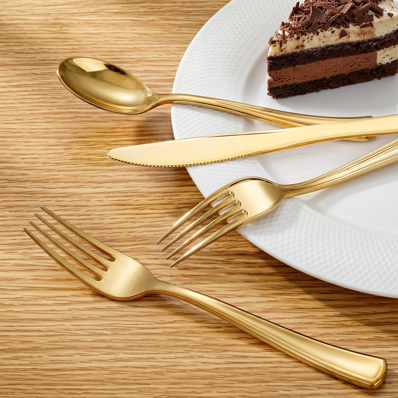 Liacere 200pcs Gold Plastic Forks - Heavyweight - 7.4 Inch Heavy Duty Forks - Gold Plastic Silverware Perfect For Parties & Weddings & Restaurants & New Year And Daily Using&Christmas&New Year
