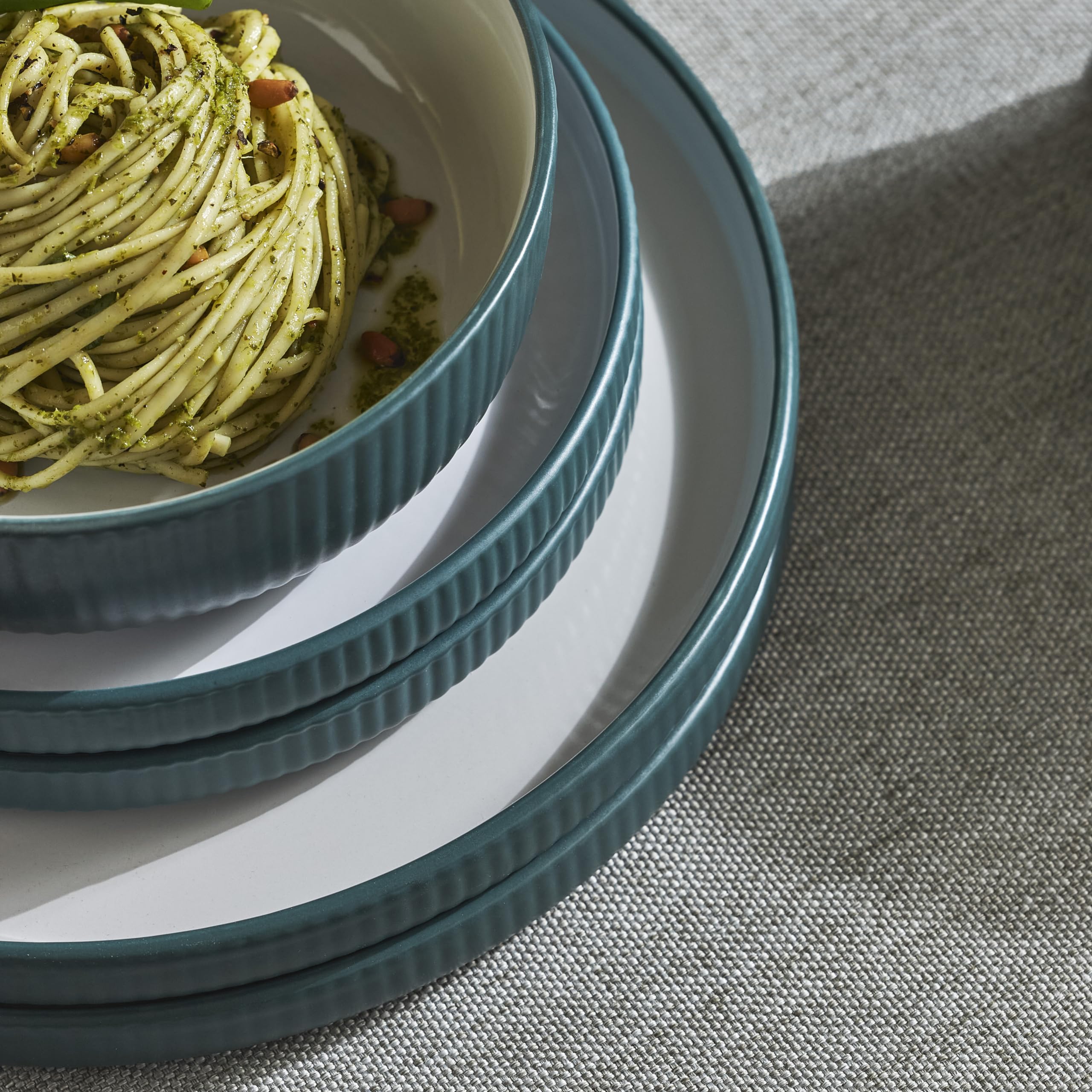 Christian Siriano Laro 12-Piece Stoneware Dinnerware Set, Plates and Bowls Set, Microwave and Dishwasher Safe, Dish Set for 4, Green